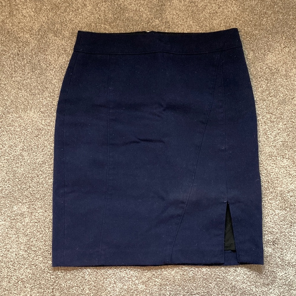 Banana Republic 2 navy pencil skirt